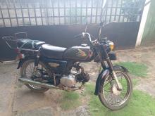 Honda C D 90 1998 Motorbike