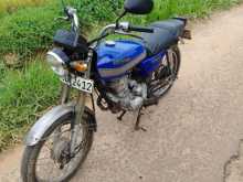 Honda C D125 2008 Motorbike
