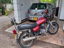 Honda CM 125 1999 Motorbike