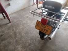 https://riyasewana.com/uploads/honda-c50-4908014843.jpg
