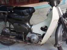Honda C90 1985 Motorbike