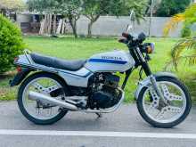 https://riyasewana.com/uploads/honda-cb-125-141118051451.jpg