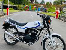 Honda Cb 125 Deluxe 2001 Motorbike