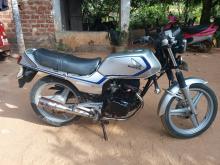 Honda CB 125 1997 Motorbike