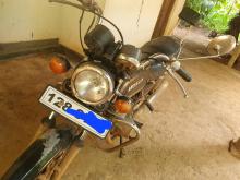 Honda CB 125 1995 Motorbike