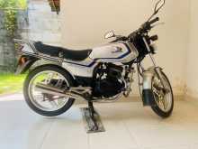 Honda CB 125 2001 Motorbike