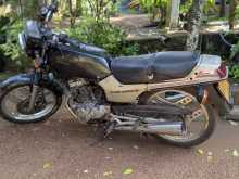 https://riyasewana.com/uploads/honda-cb-125-3851064143.jpg