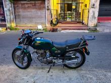 Honda CB 125 CH160 EGR 2001 Motorbike
