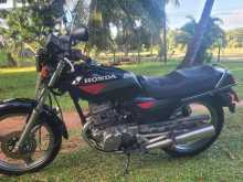 Honda CB 125 2004 Motorbike