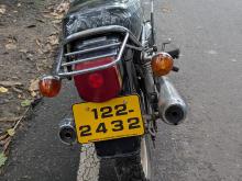 https://riyasewana.com/uploads/honda-cb-125t-2112222619065.jpg