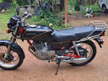 https://riyasewana.com/uploads/honda-cb-250-141810176115.jpg