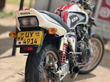 https://riyasewana.com/uploads/honda-cb-4-1510203122552.jpg