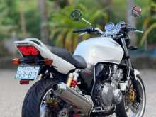 https://riyasewana.com/uploads/honda-cb-4-6704314442.jpg