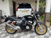 Honda CB 400 2008 Motorbike