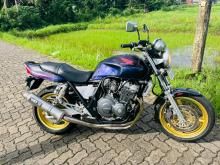 Honda Cb 400 2004 Motorbike