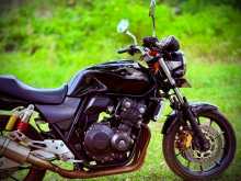 Honda Cb 400 2017 Motorbike