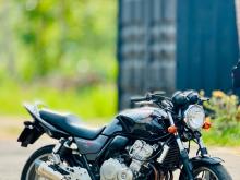 Honda Cb 400 2011 Motorbike