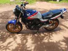 https://riyasewana.com/uploads/honda-cb-400-91529284032.jpg