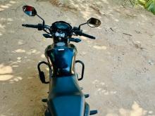 Honda Cb 2015 Motorbike