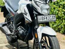 Honda CB Hornet 2016 Motorbike