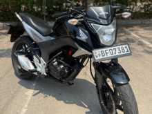 Honda CB Hornet 2016 Motorbike
