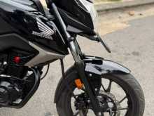 Honda CB Hornet 2016 Motorbike