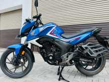 https://riyasewana.com/uploads/honda-cb-hornet-110270713982.jpg