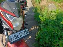 Honda CB Hornet 160r 2016 Motorbike