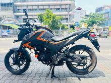 https://riyasewana.com/uploads/honda-cb-hornet-1212223319945.jpg