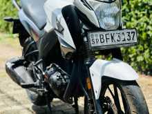 https://riyasewana.com/uploads/honda-cb-hornet-149381514002.jpg