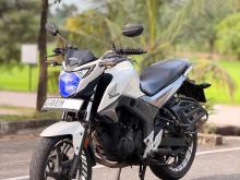 Honda Cb Hornet 160r 2016 Motorbike