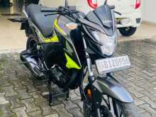 https://riyasewana.com/uploads/honda-cb-hornet-191015044142.jpg