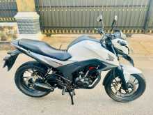 https://riyasewana.com/uploads/honda-cb-hornet-2011384813343.jpg