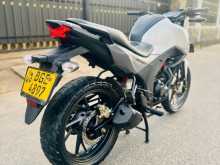 https://riyasewana.com/uploads/honda-cb-hornet-2011384813382.jpg
