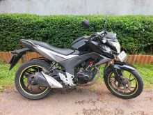 Honda CB Hornet 160r 2017 motorcycle