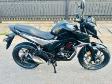https://riyasewana.com/uploads/honda-cb-hornet-2112541313642.jpg