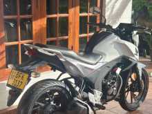 https://riyasewana.com/uploads/honda-cb-hornet-231828024833.jpg