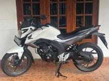 https://riyasewana.com/uploads/honda-cb-hornet-231833116204.jpg