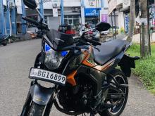https://riyasewana.com/uploads/honda-cb-hornet-2610542819826.jpg