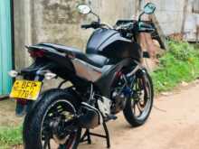 https://riyasewana.com/uploads/honda-cb-hornet-268014713882.jpg