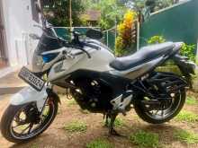 Honda CB Hornet 160R 2016 Motorbike