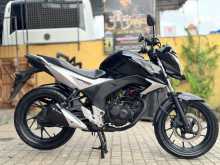 Honda CB HORNET 160R 2017 Motorbike