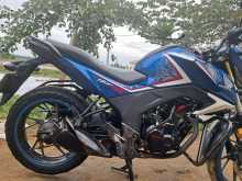 https://riyasewana.com/uploads/honda-cb-hornet-281646434043.jpg