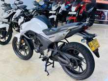 https://riyasewana.com/uploads/honda-cb-hornet-37280922313.jpg