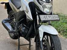Honda Cb Hornet 160 2016 Motorbike