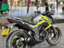 https://riyasewana.com/uploads/honda-cb-hornet-415361713413.jpg