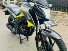 https://riyasewana.com/uploads/honda-cb-hornet-510431613382.jpg