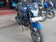 https://riyasewana.com/uploads/honda-cb-hornet-61115011493.jpg