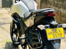 https://riyasewana.com/uploads/honda-cb-hornet-711585919083.jpg