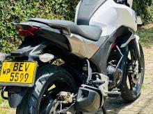 https://riyasewana.com/uploads/honda-cb-hornet-711585919984.jpg